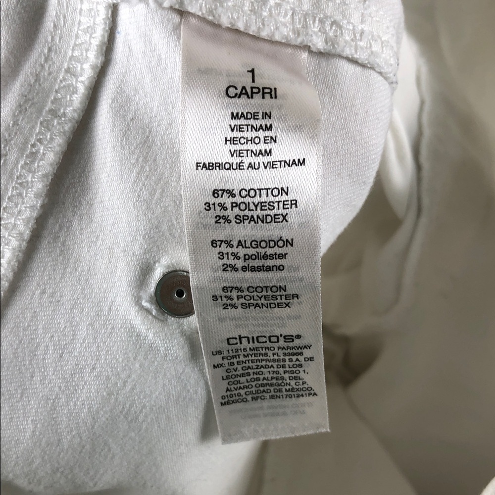 Chico's White Perfect Stretch Girlfriend Slim Leg Capri (B4) - Picture 7 of 9